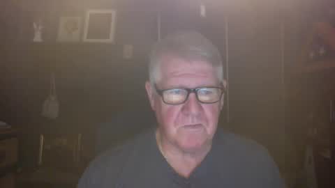 Snapshot of bigbeerdrinker1 chatting on 23, 11, 2025 bigbeerdrinker online show from 23, 11, 2025