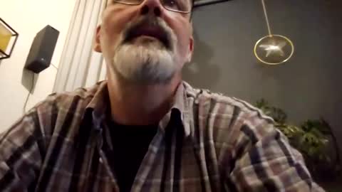 Snapshot of bigbibear88 chatting on 5, 12, 2024 bigbibear88 online show from 5, 12, 2024
