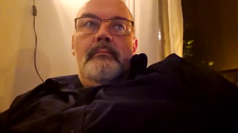 Snapshot of bigbibear88 chatting on 15, 2, 2025 bigbibear88 online show from 15, 2, 2025