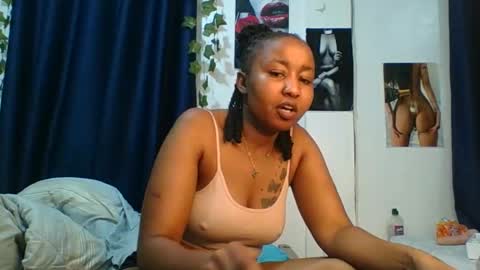 BigBoootyy online show from 3, 11, 2025