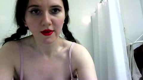 Isabella online show from 27, 2, 2025