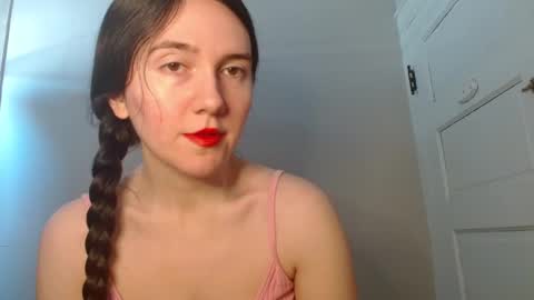 Isabella online show from 12, 2, 2026