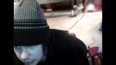 AllOfTheLovin online show from 27, 1, 2025