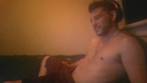 Jon - Im Straight online show from 11, 12, 2024