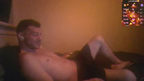Jon - Im Straight online show from 26, 1, 2025