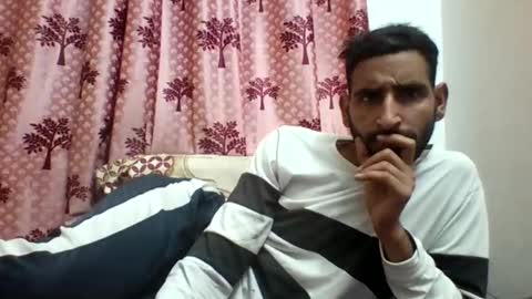 akash online show from 4, 1, 2025