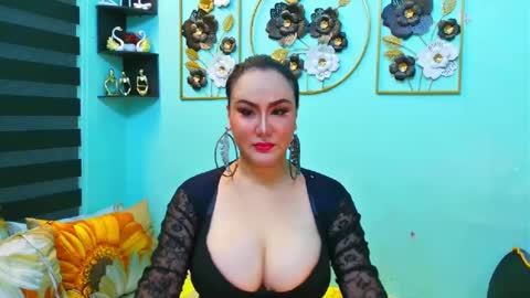 Flirty Sofia online show from 5, 3, 2025
