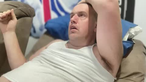 bigcocksuckingslut online show from 18, 12, 2025