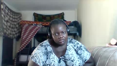 Snapshot of bigdarkass chatting on 26, 10, 2025 VIOLET online show from 26, 10, 2025