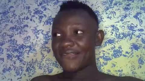 Snapshot of bigfeet9999 chatting on 13, 12, 2025 Ask in pvt online show from 13, 12, 2025