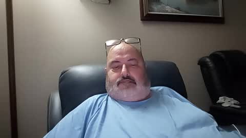 bigfuzzyteddybear online show from 3, 12, 2025