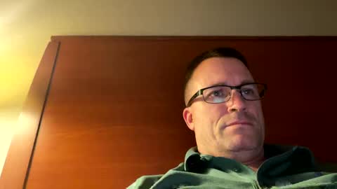 bigger22332233 online show from 20, 2, 2025