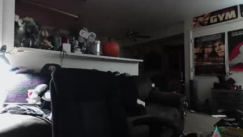 Snapshot of biggerisbetter21 chatting on 30, 10, 2025 biggerisbetter21 online show from 30, 10, 2025