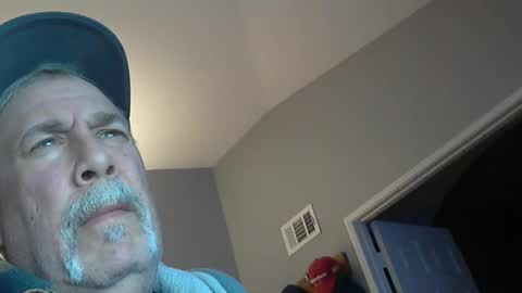 Snapshot of bigh1964 chatting on 22, 12, 2025 bigh1964 online show from 22, 12, 2025