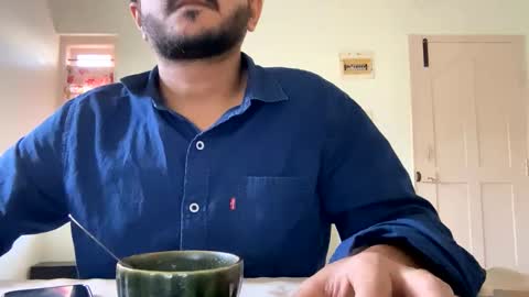 Snapshot of bighandsomesatisfy chatting on 2, 1, 2025 bighandsomesatisfy online show from 2, 1, 2025