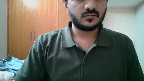 Snapshot of bighandsomesatisfy chatting on 4, 1, 2025 bighandsomesatisfy online show from 4, 1, 2025