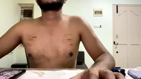 Snapshot of bighandsomesatisfy chatting on 7, 1, 2025 bighandsomesatisfy online show from 7, 1, 2025