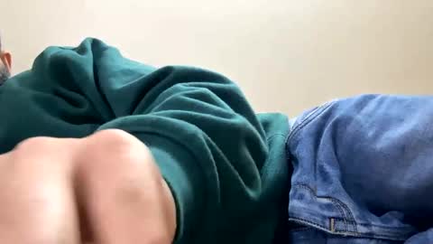 Snapshot of bighandsomesatisfy chatting on 26, 1, 2025 bighandsomesatisfy online show from 26, 1, 2025