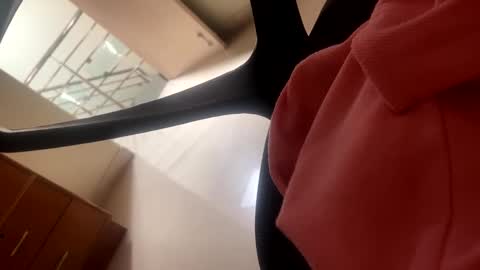 Snapshot of bighandsomesatisfy chatting on 16, 2, 2025 bighandsomesatisfy online show from 16, 2, 2025