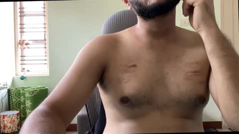 Snapshot of bighandsomesatisfy chatting on 9, 9, 2025 bighandsomesatisfy online show from 9, 9, 2025