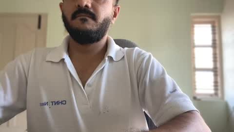 Snapshot of bighandsomesatisfy chatting on 13, 10, 2025 bighandsomesatisfy online show from 13, 10, 2025