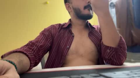 Snapshot of bighandsomesatisfy chatting on 30, 3, 2026 bighandsomesatisfy online show from 30, 3, 2026