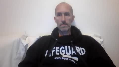 Snapshot of bighugemouthful chatting on 15, 11, 2025 Chaz online show from 15, 11, 2025