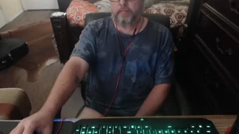 bighugmugg online show from 28, 9, 2025