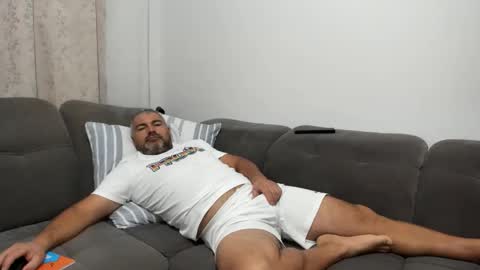 Costas online show from 6, 10, 2025