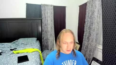 bigmike20129020 online show from 13, 10, 2025