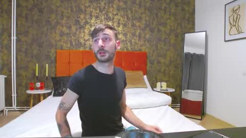 Snapshot of bignosebigcok chatting on 27, 10, 2025 bignosebigcok online show from 27, 10, 2025