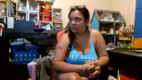 the Mini mami online show from 3, 11, 2025