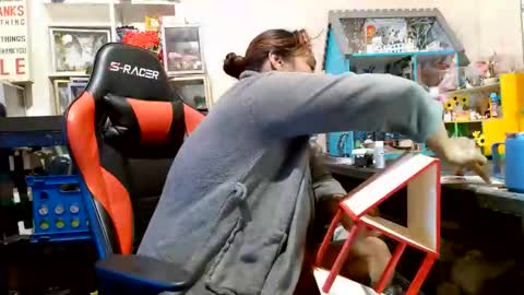 the Mini mami online show from 17, 11, 2025