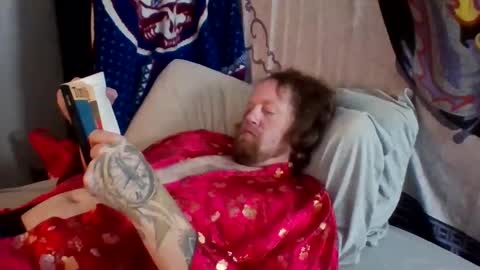 Snapshot of bigred382055 chatting on 10, 9, 2025 Joon online show from 10, 9, 2025