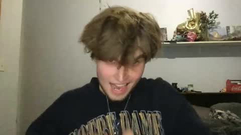 Snapshot of bigskinnyboyshh chatting on 24, 10, 2025 bigskinnyboyshh online show from 24, 10, 2025