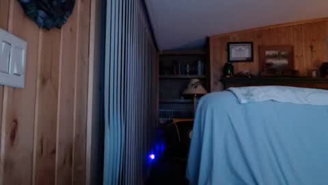 Snapshot of bigthicksatisfying2 chatting on 27, 10, 2025 bigthicksatisfying2 online show from 27, 10, 2025