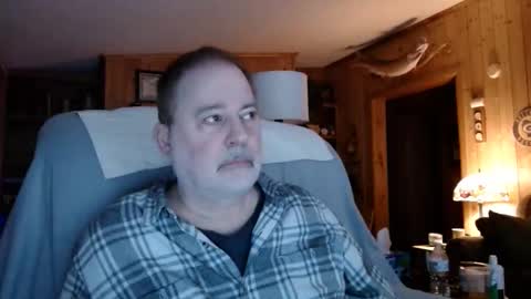 Snapshot of bigthicksatisfying2 chatting on 8, 3, 2026 bigthicksatisfying2 online show from 8, 3, 2026