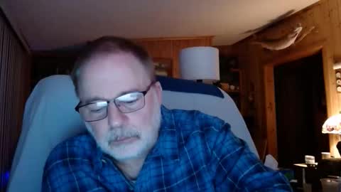 Snapshot of bigthicksatisfying2 chatting on 15, 3, 2026 bigthicksatisfying2 online show from 15, 3, 2026