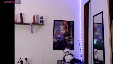 Nichole lights online show from 13, 12, 2024