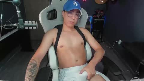 bigxboy96 online show from 15, 2, 2025