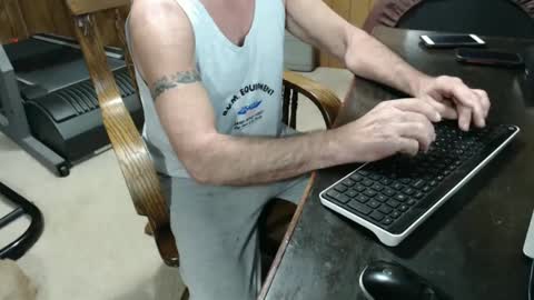 Snapshot of billy471 chatting on 23, 12, 2024 billy471 online show from 23, 12, 2024