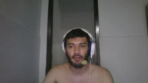 Snapshot of binhodm1 chatting on 3, 1, 2025 binhodm1 online show from 3, 1, 2025