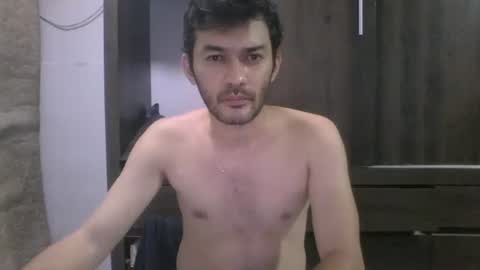 Snapshot of binhodm1 chatting on 17, 1, 2025 binhodm1 online show from 17, 1, 2025