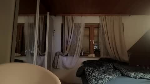 pocolococo online show from 2, 2, 2026