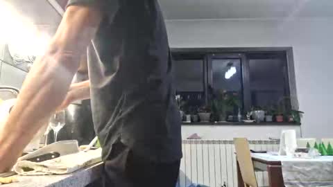 Snapshot of bisexdadd chatting on 9, 12, 2024 bisexdadd online show from 9, 12, 2024