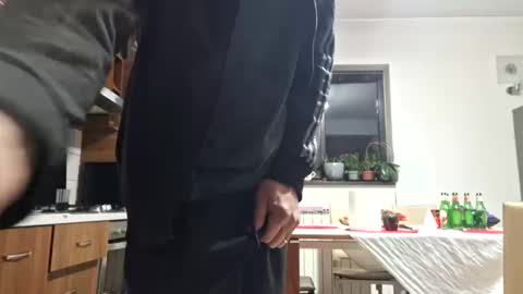 Snapshot of bisexdadd chatting on 27, 12, 2024 bisexdadd online show from 27, 12, 2024