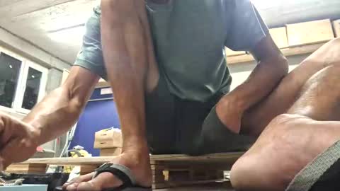 Snapshot of bisexdadd chatting on 15, 9, 2025 bisexdadd online show from 15, 9, 2025