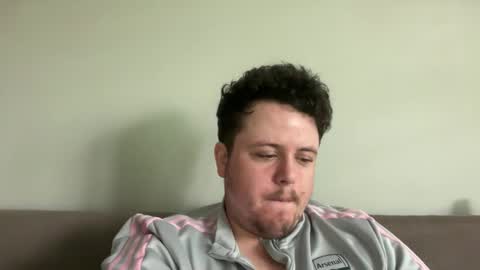 Snapshot of bisexualchubbyboy chatting on 3, 11, 2025 james online show from 3, 11, 2025