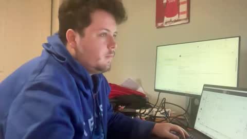 Snapshot of bisexualchubbyboy chatting on 12, 11, 2025 james online show from 12, 11, 2025