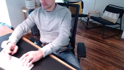 Snapshot of bisexy_man chatting on 13, 1, 2026 bisexy_man online show from 13, 1, 2026